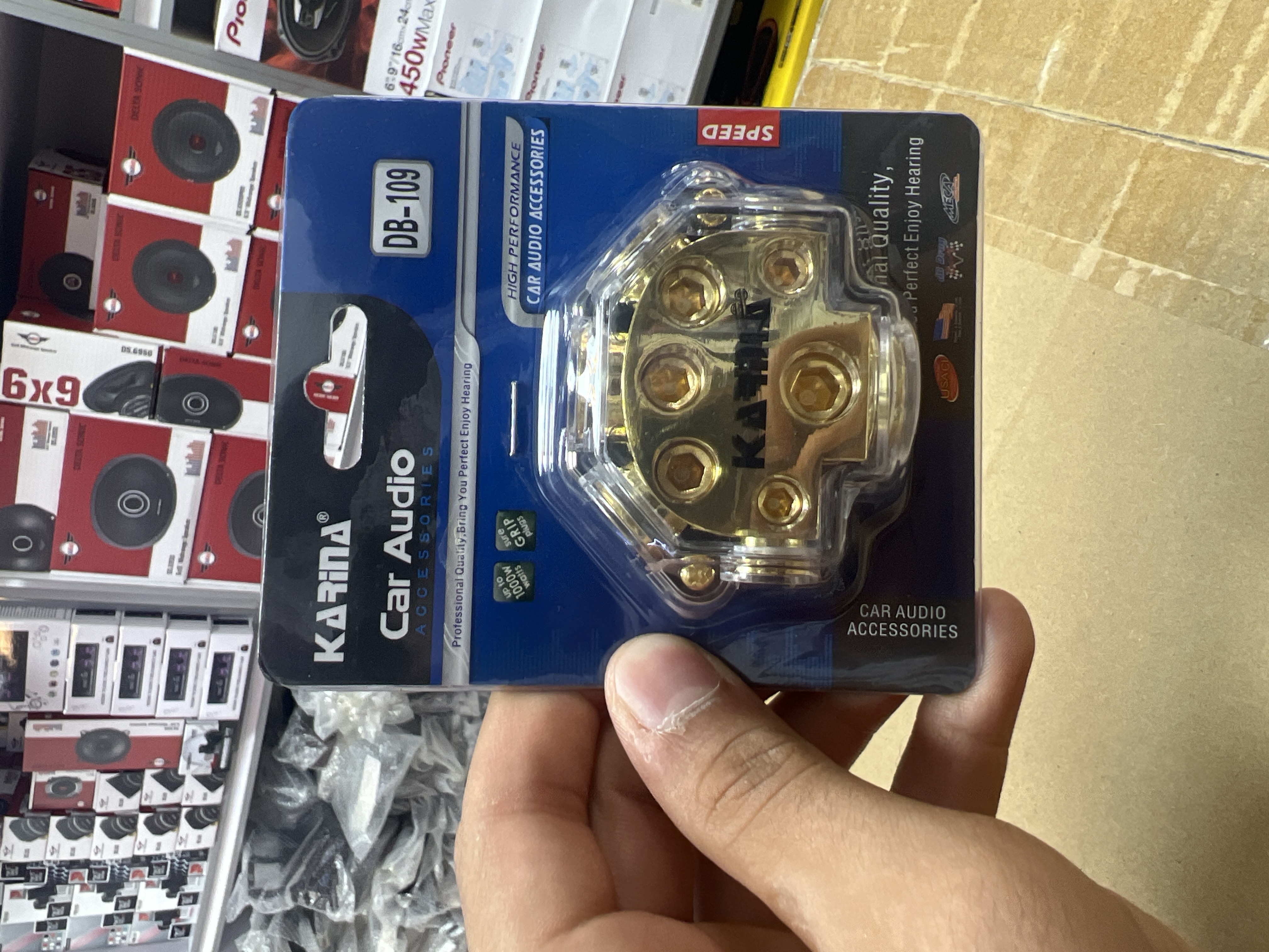 ترمینال و تقسیم برق ۱ به ۵ کارینا DB-109